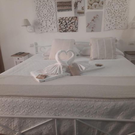 Stranamore Apartments Trastevere โรม ภายนอก รูปภาพ