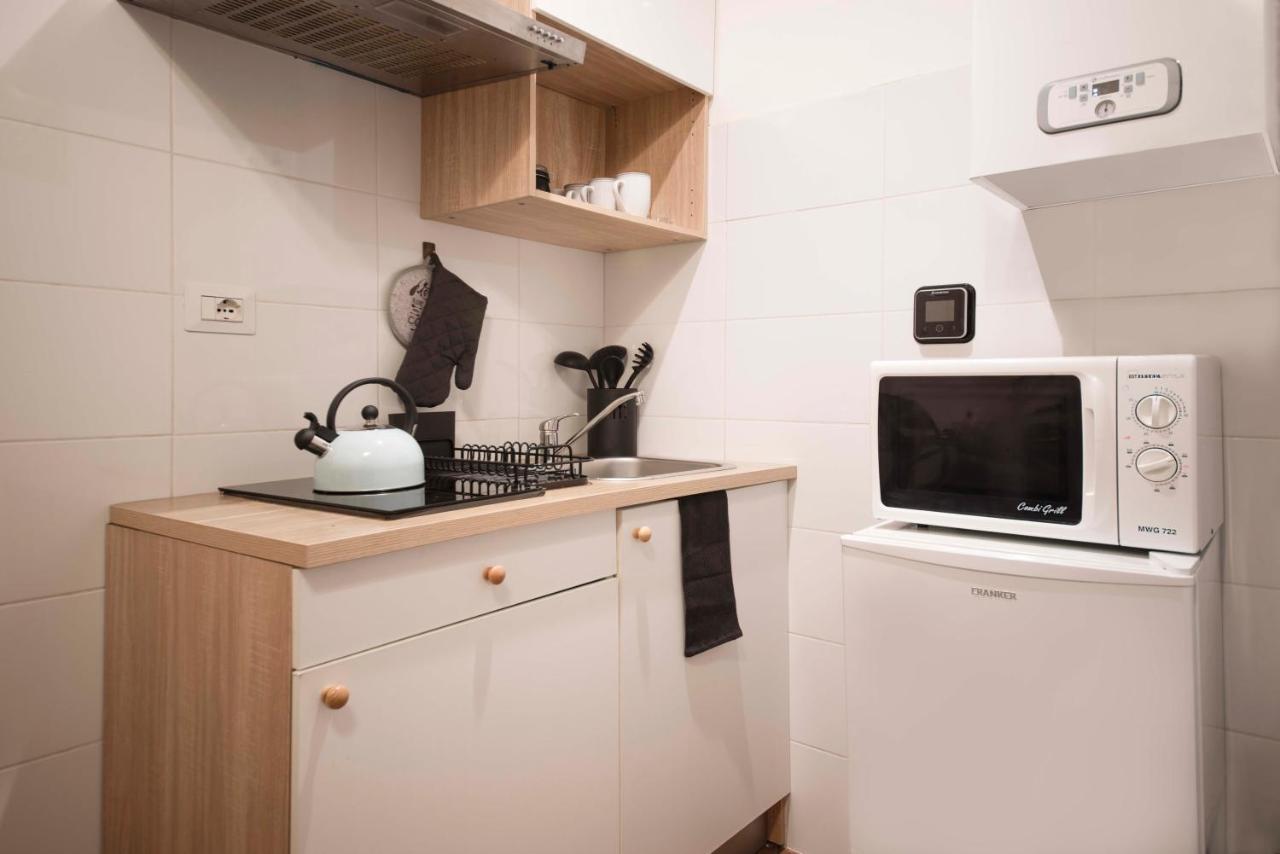 Stranamore Apartments Trastevere โรม ภายนอก รูปภาพ