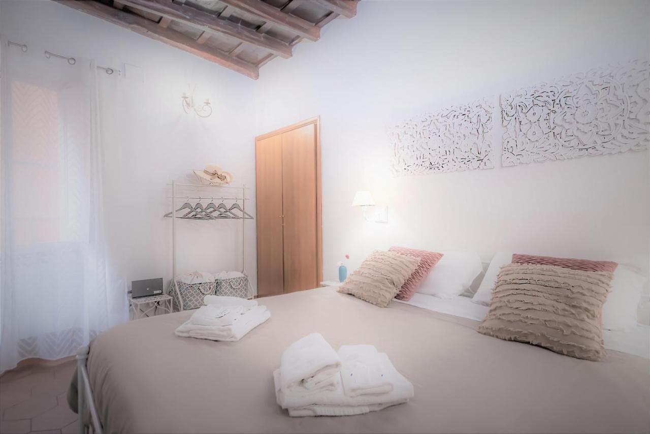 Stranamore Apartments Trastevere โรม ภายนอก รูปภาพ